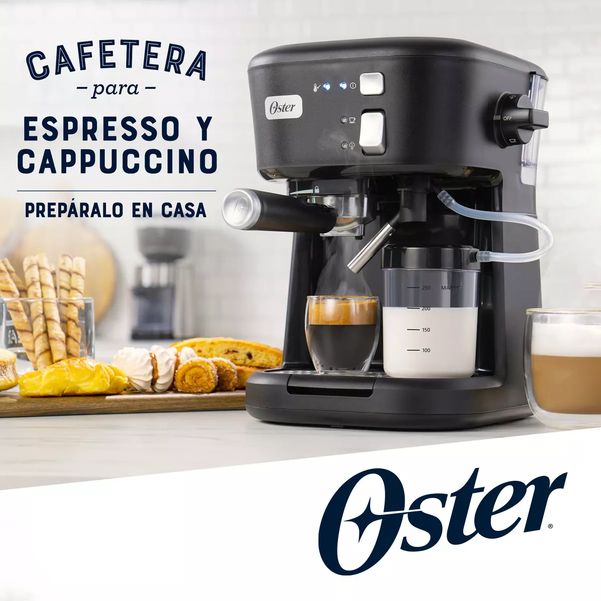 CAFETERA OSTER ESPRESSO EM5501B 15B CON ESPUMADOR DE LECHE
