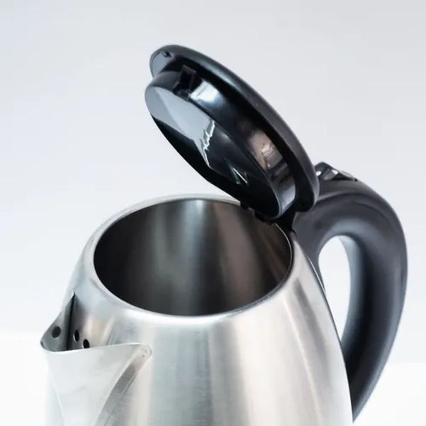 PAVA PEABODY PE-KA1708 1.7L INOX. CORTE MATE